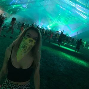 Meet your Posher, Antonella